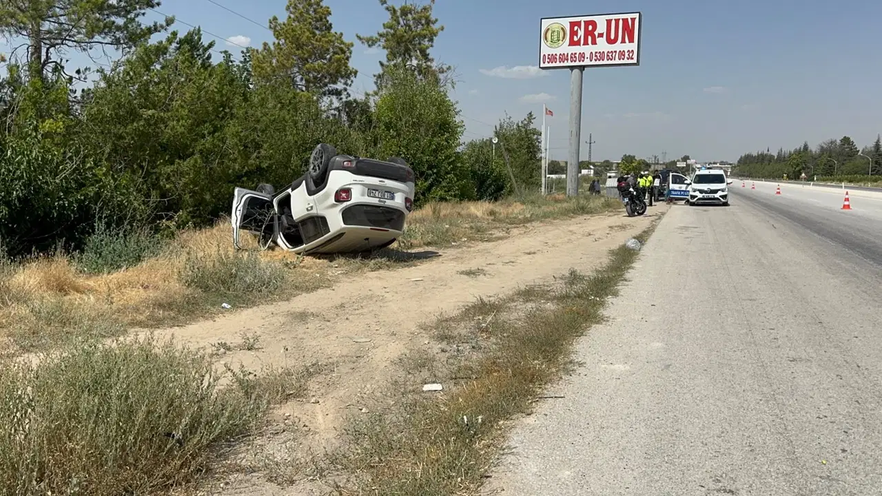 TIR’ın patlayan lastiği kazaya neden oldu: 3’ü çocuk 8 yaralı Haber gorseli