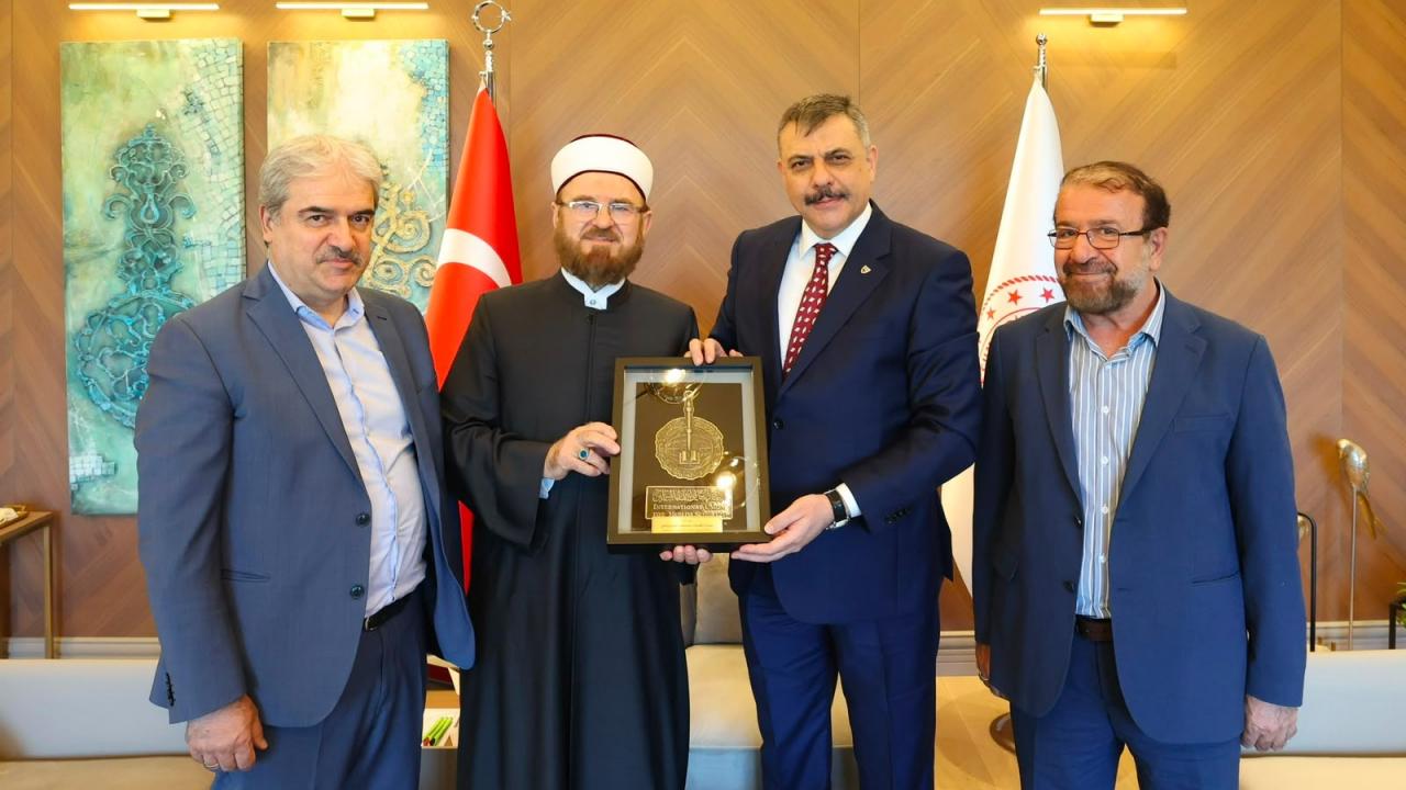 Bakan Çiftçi, Dünya Müslüman Alimler Birliği Başkanı Karadaği ile görüştü Img
