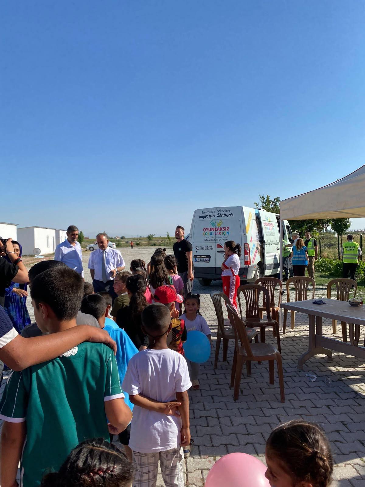 Konya’da mevsimlik işçi ailelerine anlamlı destek! ZNp3a 1784713946